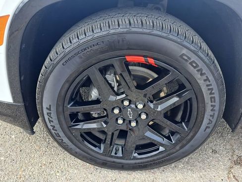 Used 2023 Chevrolet Traverse Premier w/ Redline Edition FWD image 7