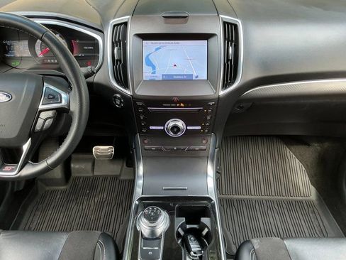 Used 2019 Ford Edge ST w/ Convenience Package image 23