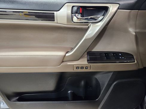 Used 2020 Lexus GX 460 Premium image 43