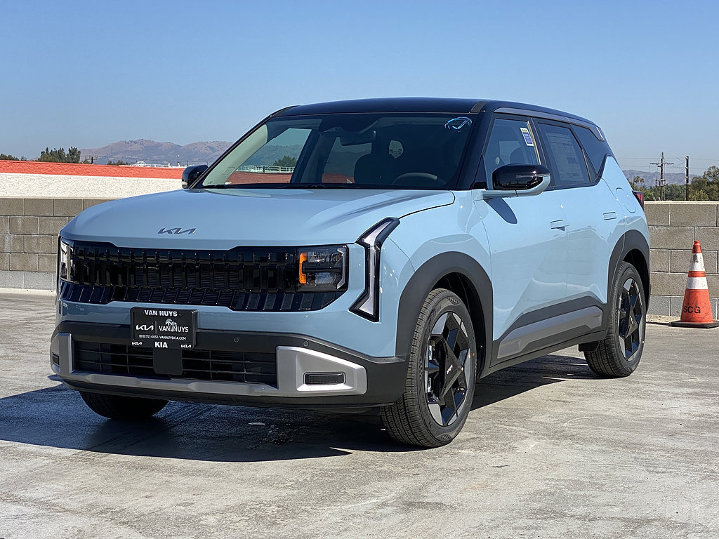 New 2027 Kia Seltos S FWD image 7