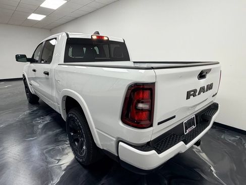 New 2026 RAM 1500 4x4 Crew Cab image 22