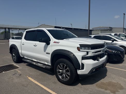 Used 2020 Chevrolet Silverado 1500 RST w/ Texas Edition AWD/4WD image 5