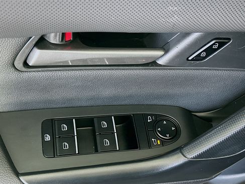 Used 2025 MAZDA CX-50 AWD 2.5 S w/ Premium Package image 15