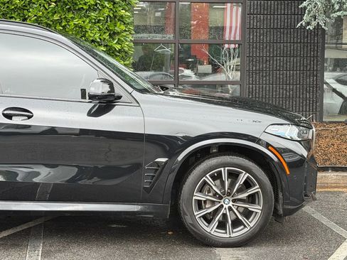 Used 2024 BMW X5 xDrive40i w/ M Sport Package AWD/4WD image 23