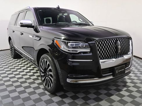 Certified 2024 Lincoln Navigator L Black Label image 9