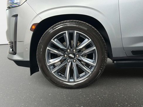 Used 2024 Cadillac Escalade ESV Sport w/ Touring Package AWD/4WD image 16