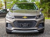 Used 2022 Chevrolet Trax LT w/ Driver Confidence Package image 2