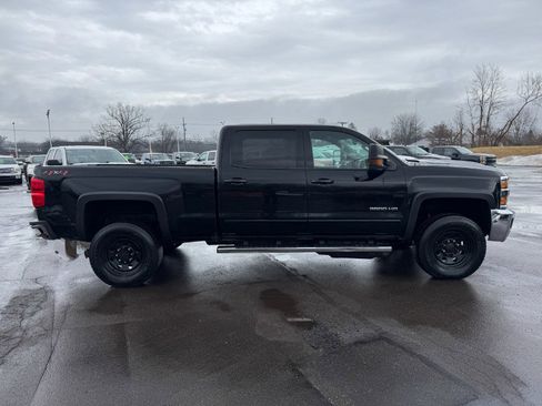Used 2018 Chevrolet Silverado 3500 LT image 6