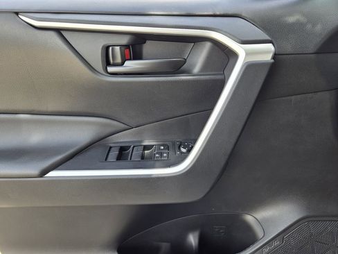 Used 2024 Toyota RAV4 LE AWD/4WD image 15