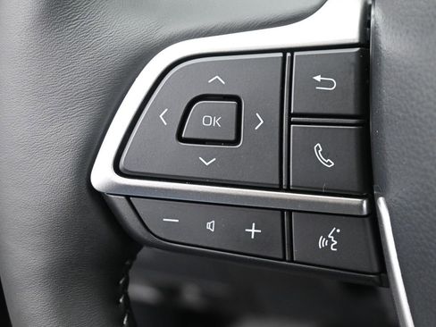 Used 2025 Toyota Highlander Limited image 20