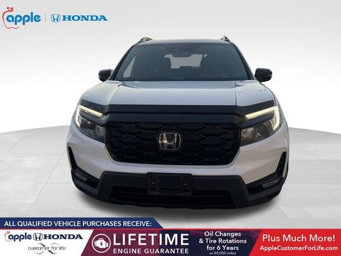 Used 2023 Honda Passport Elite image 2