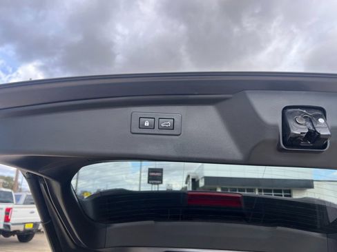 Used 2020 Subaru Outback Limited w/ Popular Package #2 image 14