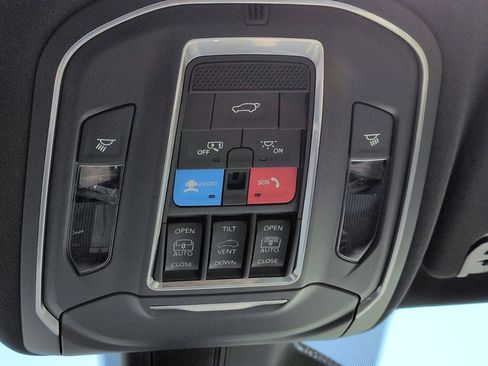 New 2026 Jeep Grand Wagoneer L Limited image 16