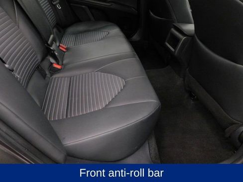 Used 2024 Toyota Camry SE image 30