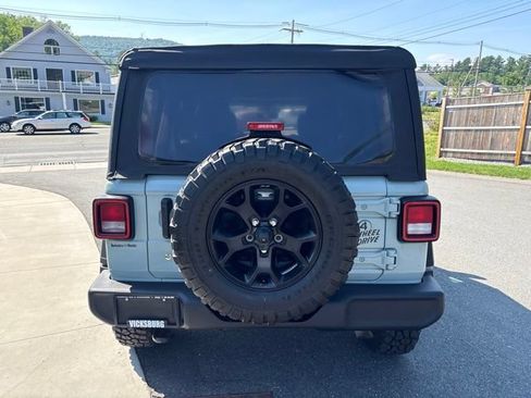 Used 2023 Jeep Wrangler Unlimited Sport AWD/4WD image 7