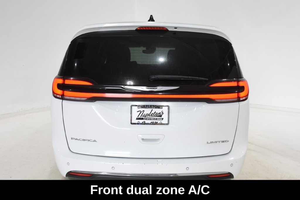 Used 2024 Chrysler Pacifica Limited FWD image 5