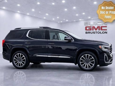 Used 2021 GMC Acadia Denali w/ Denali Ultimate Package AWD/4WD image 2