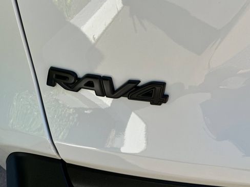 Used 2025 Toyota RAV4 XLE w/ Convenience Package AWD/4WD image 21