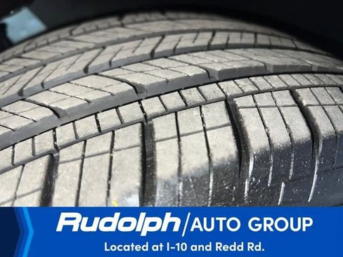 Used 2025 Chevrolet Trax RS image 30