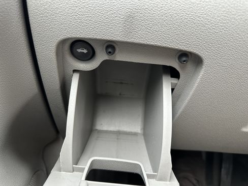 Used 2009 Chevrolet Cobalt LT w/ Preferred Equipment Group image 19