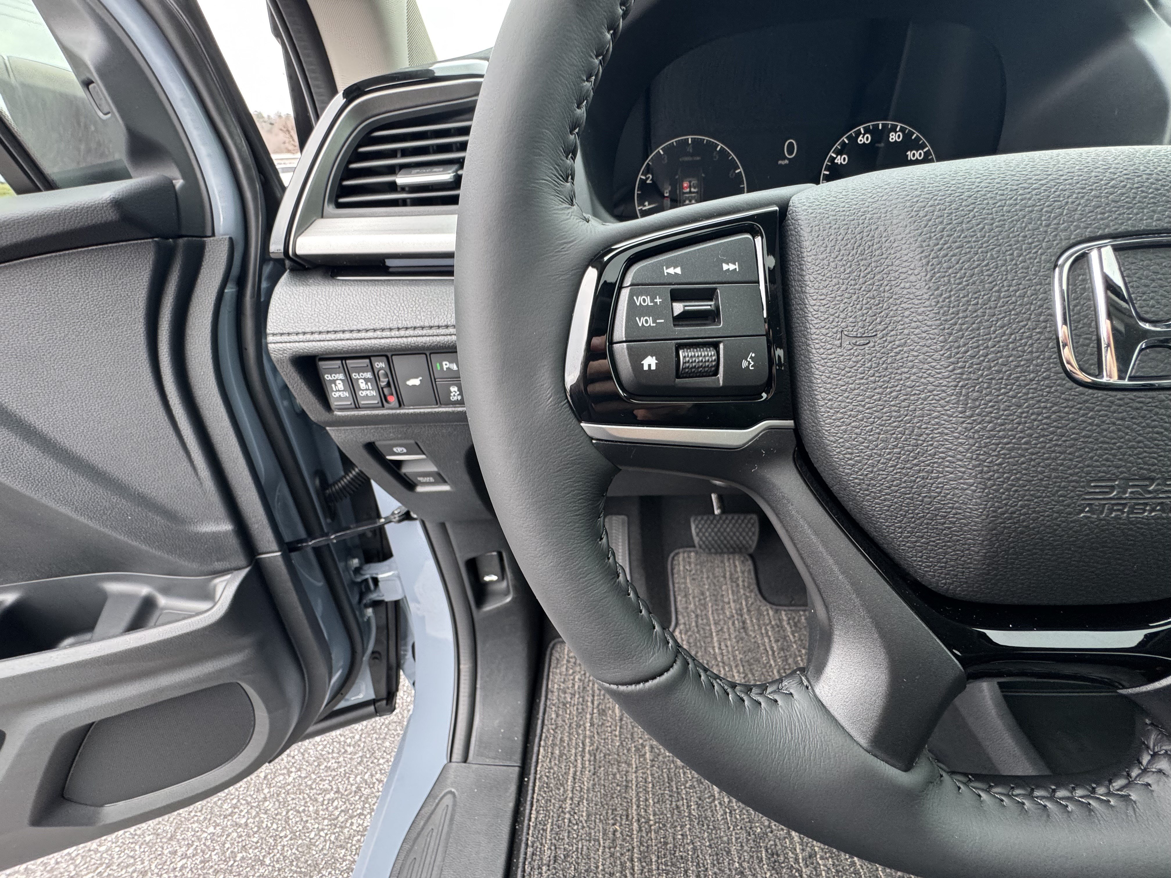 New 2027 Honda Odyssey Touring image 25