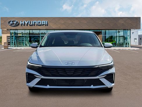 New 2026 Hyundai Elantra Hybrid FWD image 12