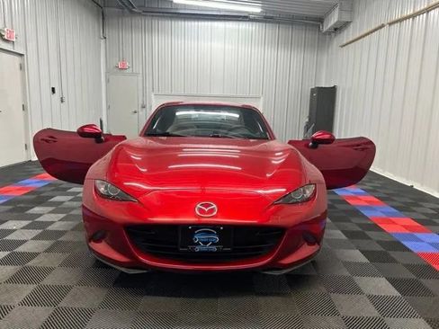 Used 2020 MAZDA MX-5 Miata RF Grand Touring RWD image 16