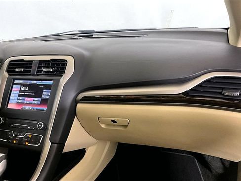 Used 2016 Ford Fusion SE w/ Equipment Group 202A FWD image 12