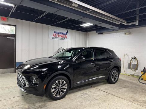 Certified 2024 Buick Envision Preferred AWD/4WD image 1