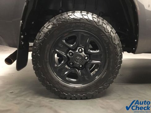 Used 2014 Toyota Tundra SR5 image 25