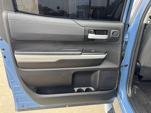 Used 2021 Toyota Tundra SR5 w/ SR5 Upgrade Package image 14