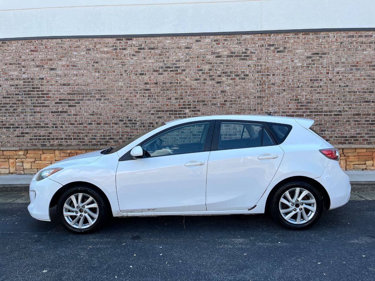 Used 2012 MAZDA MAZDA3 i Grand Touring FWD image 2