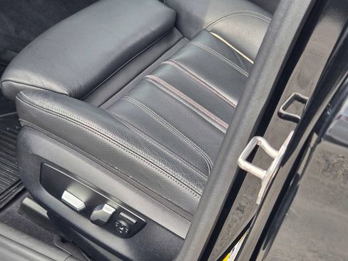 Used 2018 BMW 540i xDrive AWD/4WD image 33