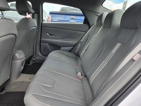 Used 2025 Hyundai Elantra Sport FWD image 29