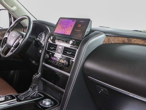 Used 2022 INFINITI QX80 Premium Select w/ Cargo Package AWD/4WD image 29