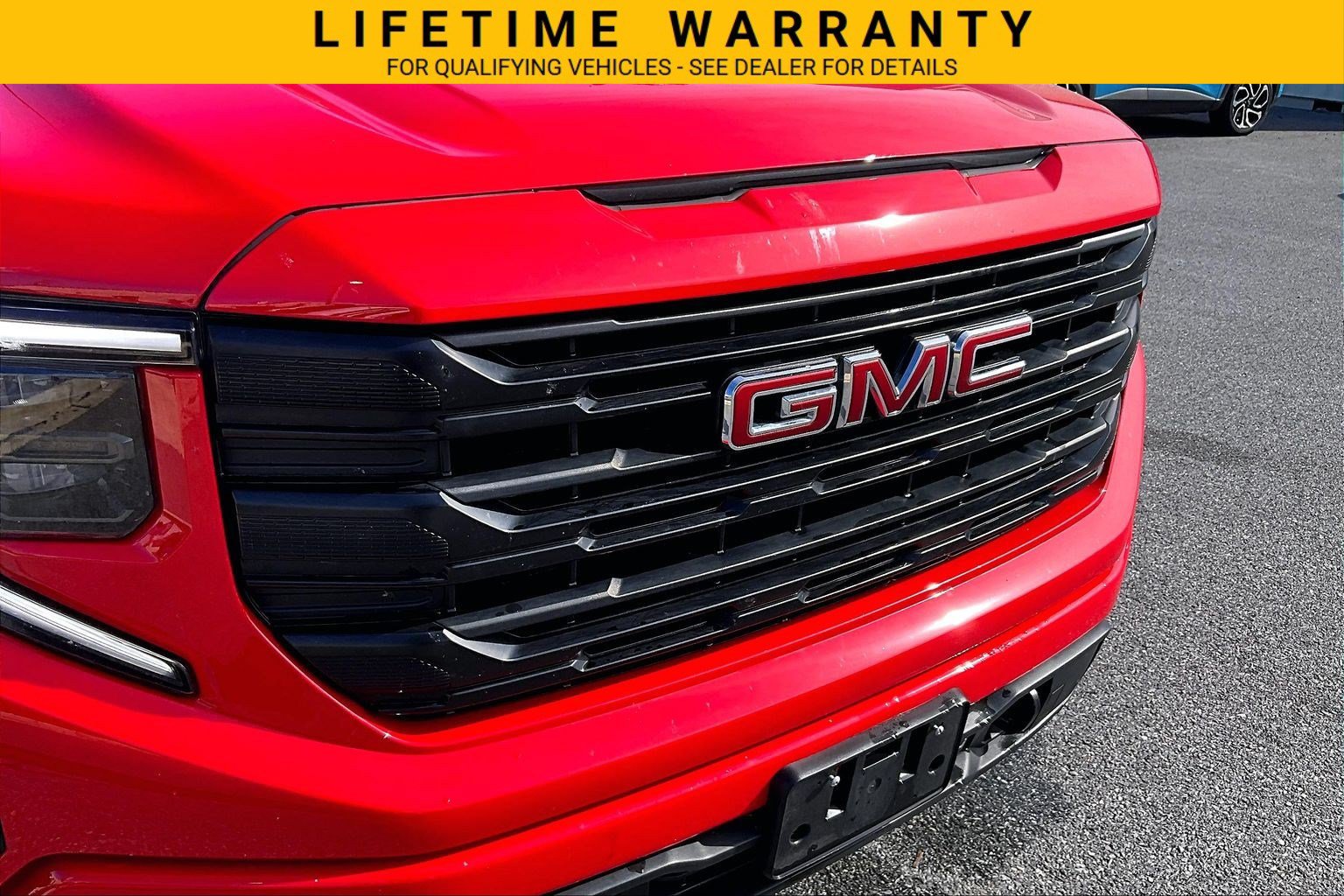 Used 2024 GMC Sierra 1500 Pro w/ Graphite Edition AWD/4WD image 5