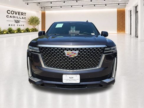 Used 2023 Cadillac Escalade ESV Premium Luxury RWD image 5