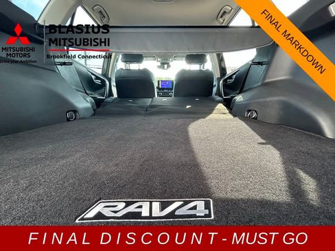 Used 2023 Toyota RAV4 Limited image 92