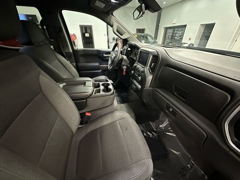 Used 2020 Chevrolet Silverado 1500 LT image 20