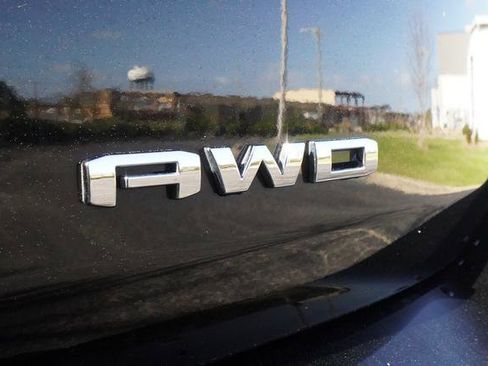 Used 2024 GMC Terrain Denali w/ Black Diamond Edition image 41