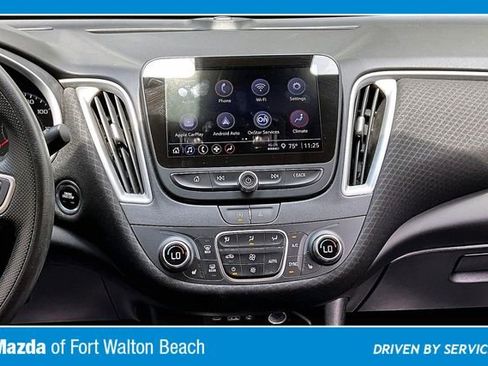 Used 2024 Chevrolet Malibu LT FWD image 9