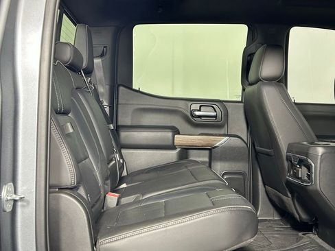 Used 2020 Chevrolet Silverado 1500 High Country image 14