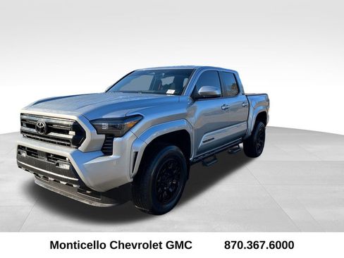 Used 2024 Toyota Tacoma SR5 image 7