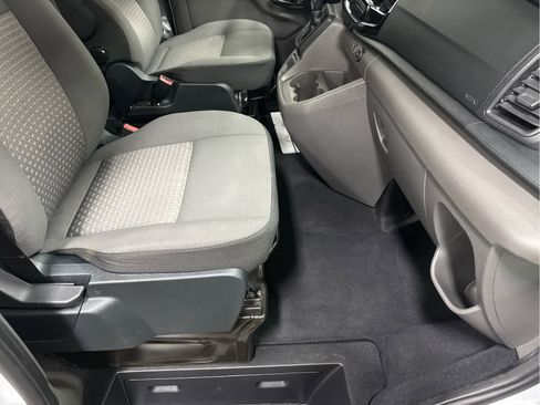 Used 2023 Ford Transit 350 XLT image 29