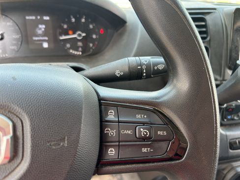 Used 2025 RAM ProMaster 2500 w/ Convenience Group FWD image 22