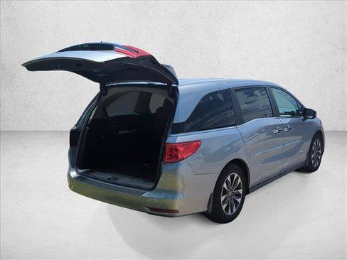 Used 2024 Honda Odyssey EX-L image 12