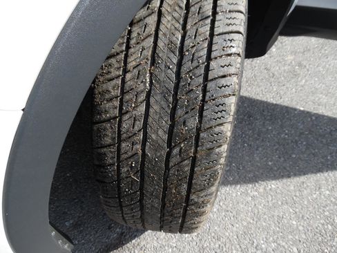 Used 2016 Ford Escape Titanium image 23