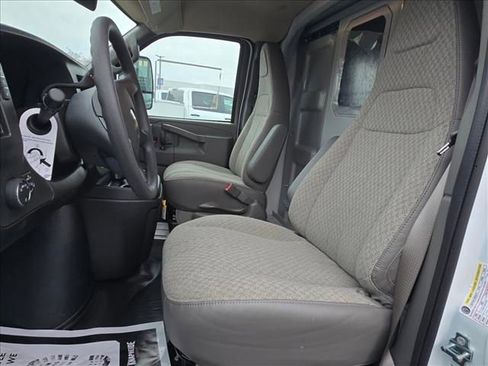 New 2025 Chevrolet Express 3500 w/ Power Convenience Package image 19