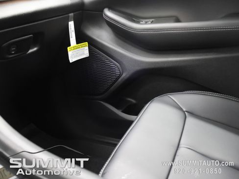 New 2025 Jeep Grand Cherokee Limited w/ Black Appearance Package image 14