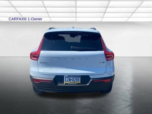 Used 2026 Volvo XC40 B5 Plus w/ Protection Package Premier image 7